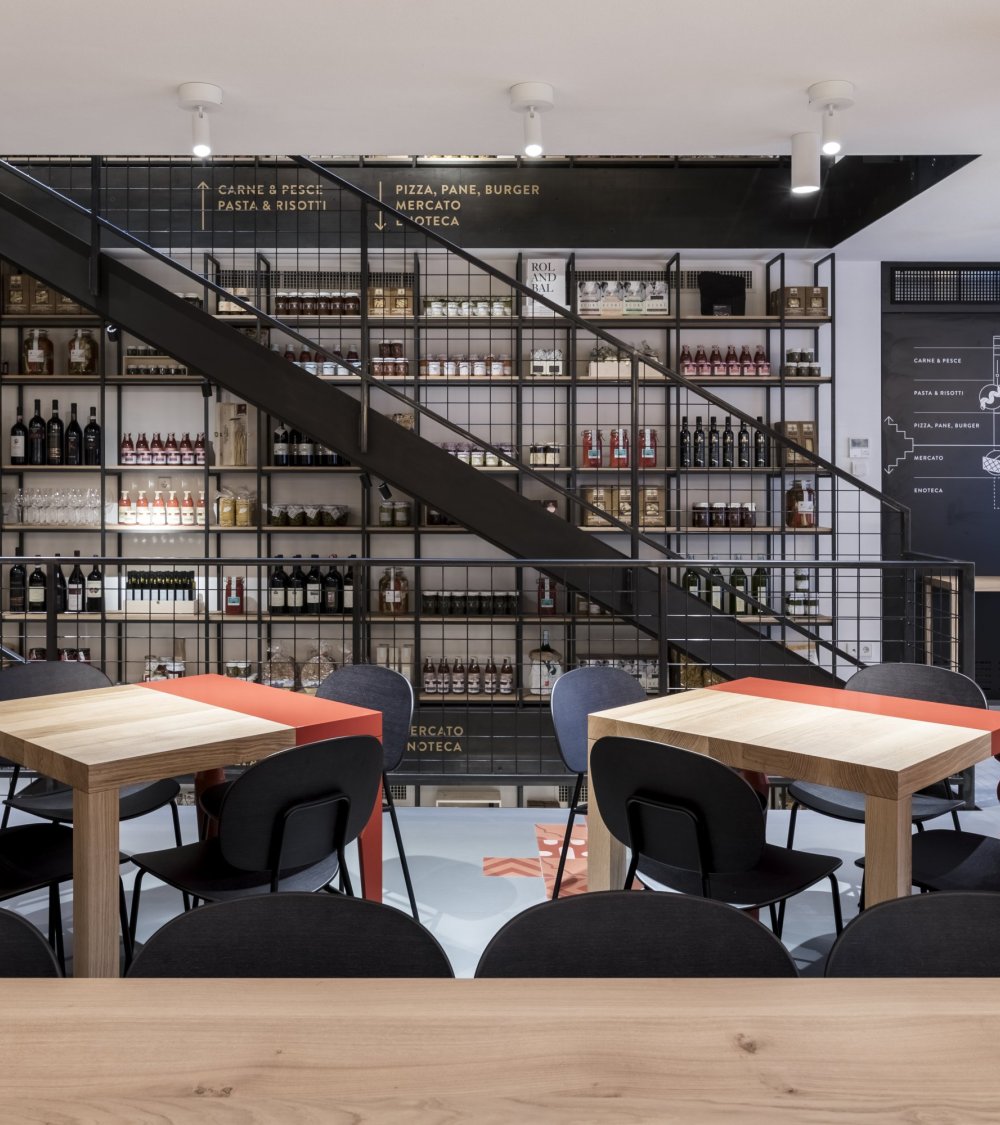 Italia & Amore Flagship Store